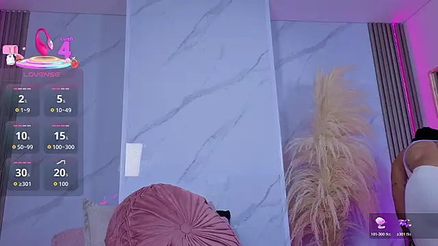 Chlooee   online show from March 26, 2:50 am