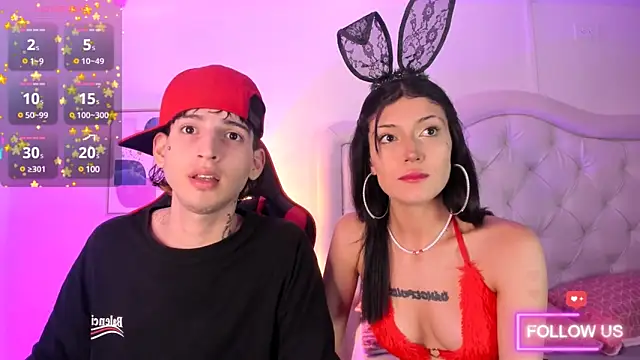 Snapshot of sett_and_gwen chatting on January 17, 3:01 am sett and gwen online show from January 17, 3:01 am