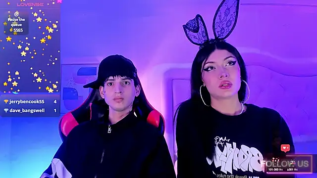 Snapshot of sett_and_gwen chatting on February 12, 7:34 am sett and gwen online show from February 12, 7:34 am