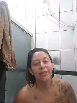 Snapshot of baixinhaloira chatting on January 7, 2:41 pm baixinhaloira online show from January 7, 2:41 pm