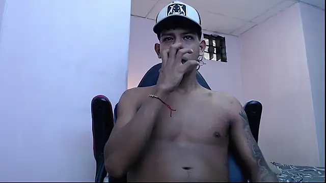 Snapshot of mr_stiven_ chatting on January 29, 7:57 am mr stiven  online show from January 29, 7:57 am