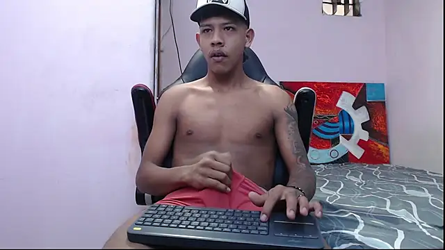 Snapshot of mr_stiven_ chatting on February 6, 7:13 am mr stiven  online show from February 6, 7:13 am