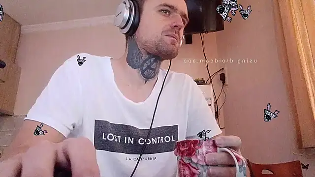 HappyZebra13 online show from February 2, 1:19 pm