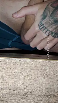 HappyZebra13 online show from November 14, 3:27 am