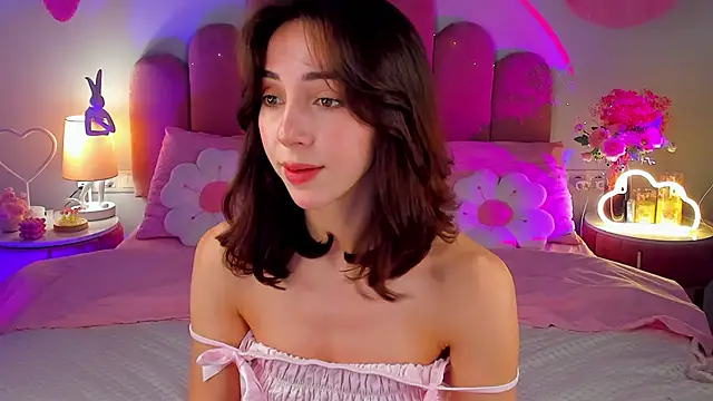 ElsaYoung online show from November 21, 8:18 pm