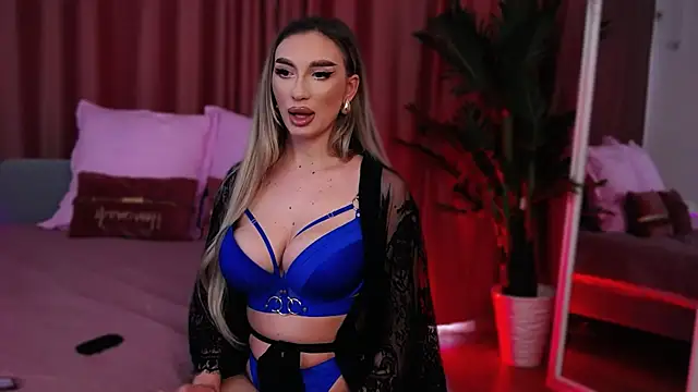 FelyJolie online show from February 1, 10:15 am