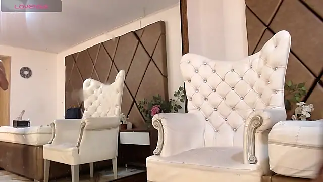 Snapshot of LunitaDiva chatting on January 23, 12:19 pm LunitaDiva online show from January 23, 12:19 pm