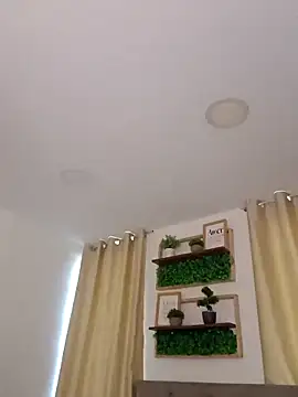 sasi luna online show from January 19, 1:37 pm