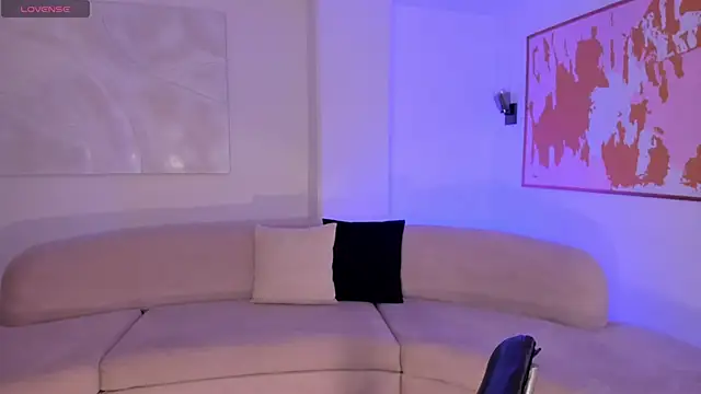 MiaFarrell  online show from February 6, 6:22 pm