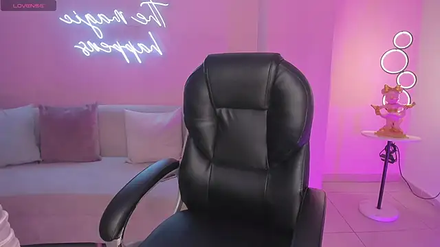 BellaCarteer  online show from November 8, 7:56 pm