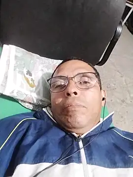 Alex011277 online show from October 16, 3:18 am