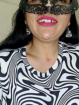 sexy bhabhi69 online show from May 21, 8:54 am