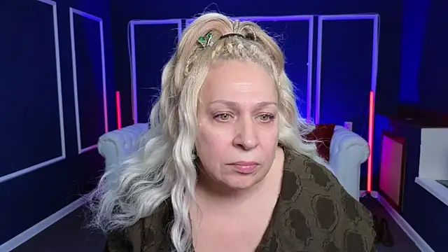 Snapshot of Penelope_Pinky chatting on January 12, 4:50 pm Penelope Pinky online show from January 12, 4:50 pm