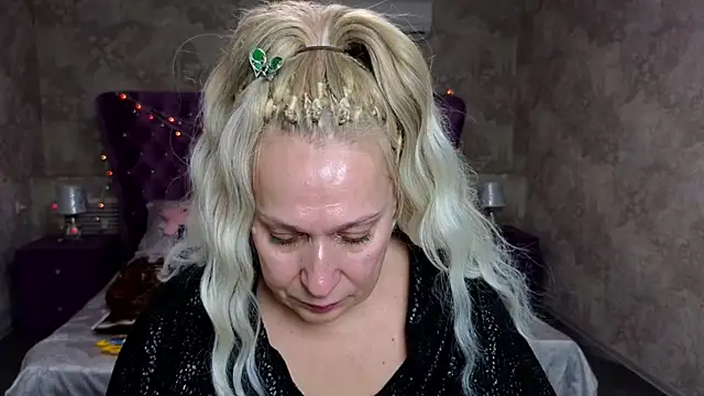 Snapshot of Penelope_Pinky chatting on January 14, 5:45 pm Penelope Pinky online show from January 14, 5:45 pm