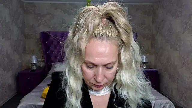 Snapshot of Penelope_Pinky chatting on January 19, 10:49 pm Penelope Pinky online show from January 19, 10:49 pm