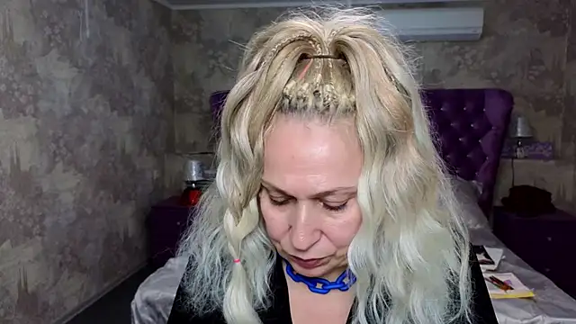 Snapshot of Penelope_Pinky chatting on January 31, 4:59 pm Penelope Pinky online show from January 31, 4:59 pm