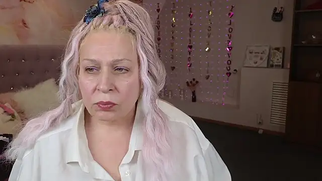 Snapshot of Penelope_Pinky chatting on February 27, 2:54 pm Penelope Pinky online show from February 27, 2:54 pm