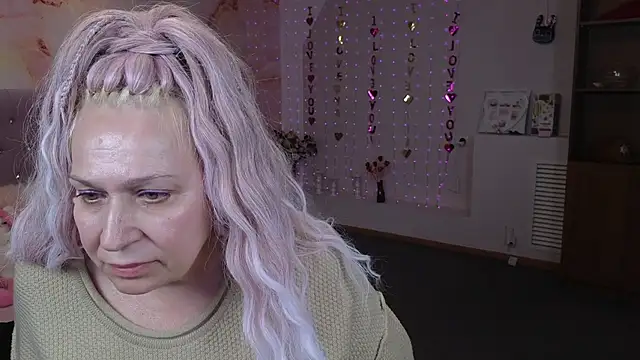 Snapshot of Penelope_Pinky chatting on February 28, 1:58 pm Penelope Pinky online show from February 28, 1:58 pm