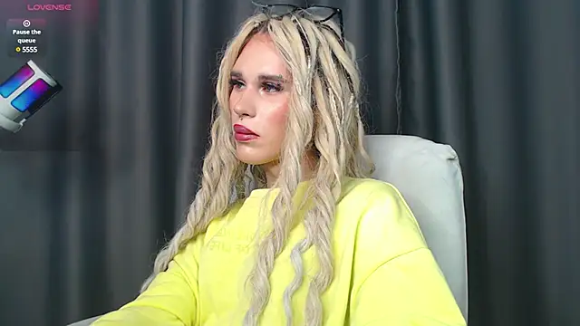 Snapshot of Cassie_Bae chatting on January 14, 4:50 pm Cassie Bae online show from January 14, 4:50 pm