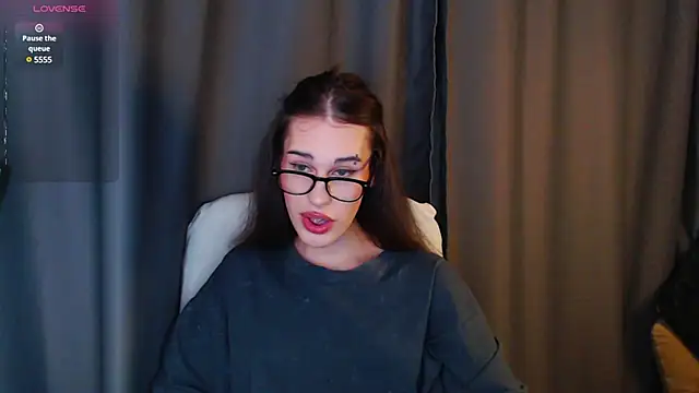 Snapshot of Cassie_Bae chatting on March 2, 5:25 pm Cassie Bae online show from March 2, 5:25 pm