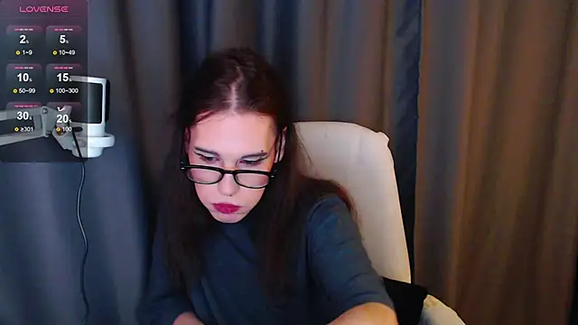 Snapshot of Cassie_Bae chatting on March 5, 12:05 am Cassie Bae online show from March 5, 12:05 am