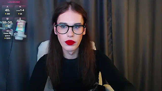 Snapshot of Cassie_Bae chatting on March 5, 7:49 pm Cassie Bae online show from March 5, 7:49 pm