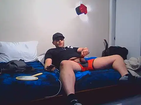 papittochulito online show from December 18, 1:37 am