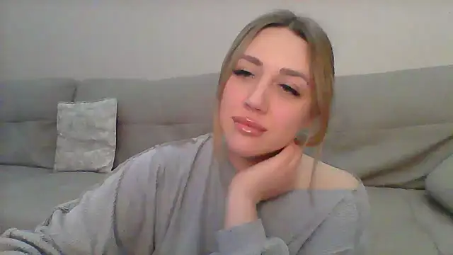 Snapshot of VickyLove047 chatting on January 10, 9:53 pm VickyLove047 online show from January 10, 9:53 pm