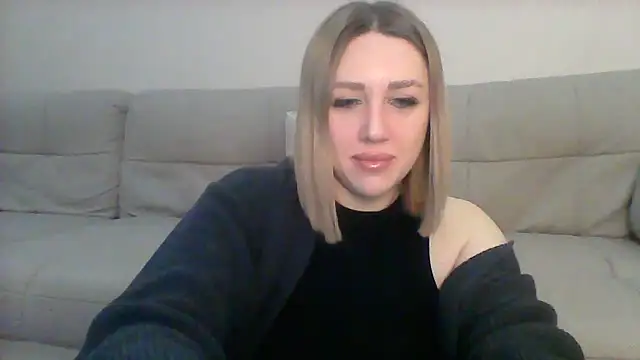 Snapshot of VickyLove047 chatting on February 10, 6:35 pm VickyLove047 online show from February 10, 6:35 pm