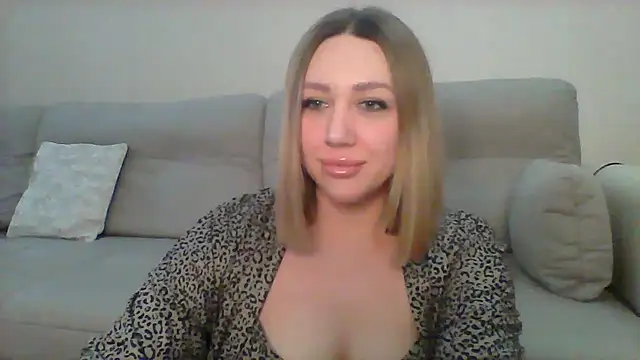 Snapshot of VickyLove047 chatting on March 6, 7:14 am VickyLove047 online show from March 6, 7:14 am