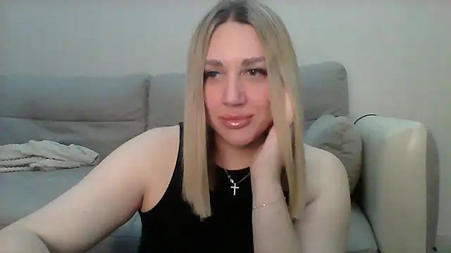 Snapshot of VickyLove047 chatting on September 15, 5:57 pm VickyLove047 online show from September 15, 5:57 pm