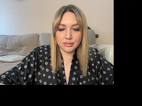 VickyLove047 online show from June 14, 8:27 am