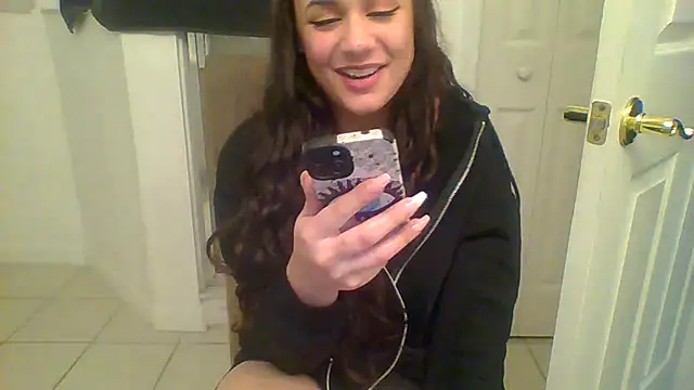 tendertormentt online show from January 30, 11:45 pm