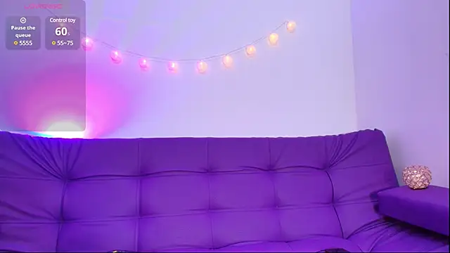 KrishnaCanha online show from December 18, 6:25 pm