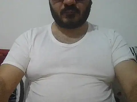 Snapshot of UrfavSlaveBitch chatting on February 1, 4:38 pm UrfavSlaveBitch online show from February 1, 4:38 pm