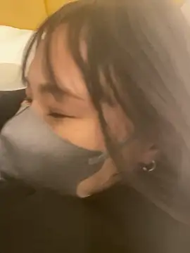 Snapshot of oji_oji123 chatting on November 3, 7:42 am oji oji123 online show from November 3, 7:42 am