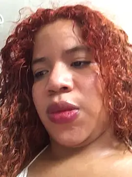 Snapshot of Kelsie_Williams chatting on May 4, 11:34 pm Kelsie Williams online show from May 4, 11:34 pm