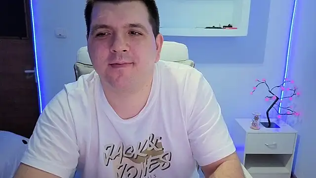 Snapshot of JasonJacks chatting on January 5, 5:27 pm JasonJacks online show from January 5, 5:27 pm