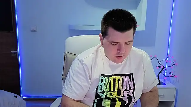 Snapshot of JasonJacks chatting on January 6, 7:01 am JasonJacks online show from January 6, 7:01 am