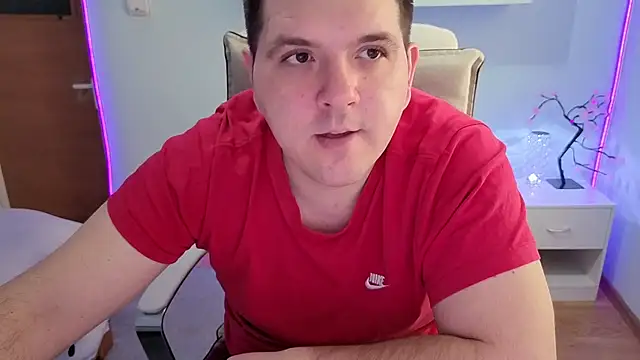 Snapshot of JasonJacks chatting on February 6, 7:02 am JasonJacks online show from February 6, 7:02 am