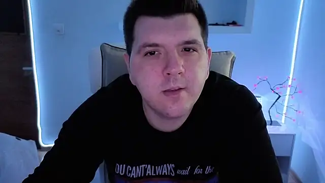 Snapshot of JasonJacks chatting on February 11, 6:07 am JasonJacks online show from February 11, 6:07 am