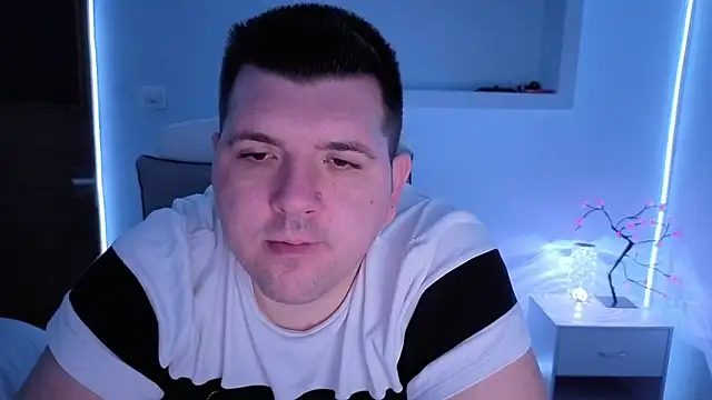 Snapshot of JasonJacks chatting on March 2, 12:02 am JasonJacks online show from March 2, 12:02 am