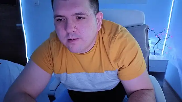 Snapshot of JasonJacks chatting on March 22, 5:44 am JasonJacks online show from March 22, 5:44 am