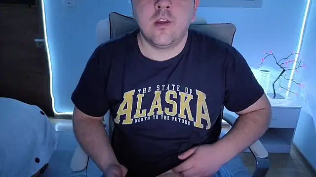 Snapshot of JasonJacks chatting on April 7, 3:07 am JasonJacks online show from April 7, 3:07 am