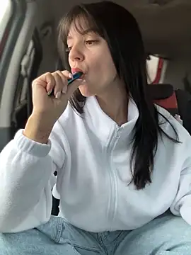 JulliaVegas online show from October 23, 2:11 am