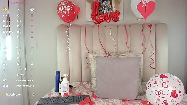 CharlotteDupontt online show from February 14, 5:25 pm