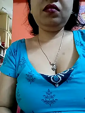 Snapshot of sunita-doll chatting on September 18, 2:35 am sunita-doll online show from September 18, 2:35 am