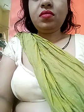 Snapshot of sunita-doll chatting on October 15, 1:50 am sunita-doll online show from October 15, 1:50 am