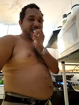 Snapshot of alexjs84 chatting on November 15, 4:36 pm alexjs84 online show from November 15, 4:36 pm