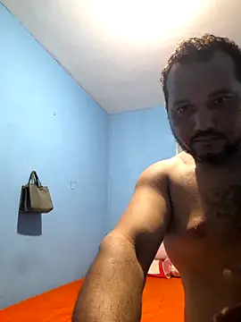 Snapshot of alexjs84 chatting on February 5, 12:26 am alexjs84 online show from February 5, 12:26 am